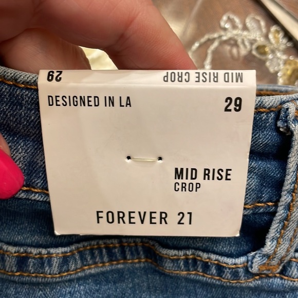 Forever 21 NWT women’s mid rise denim stretch jeans wide leg 29 waist - Picture 6 of 10